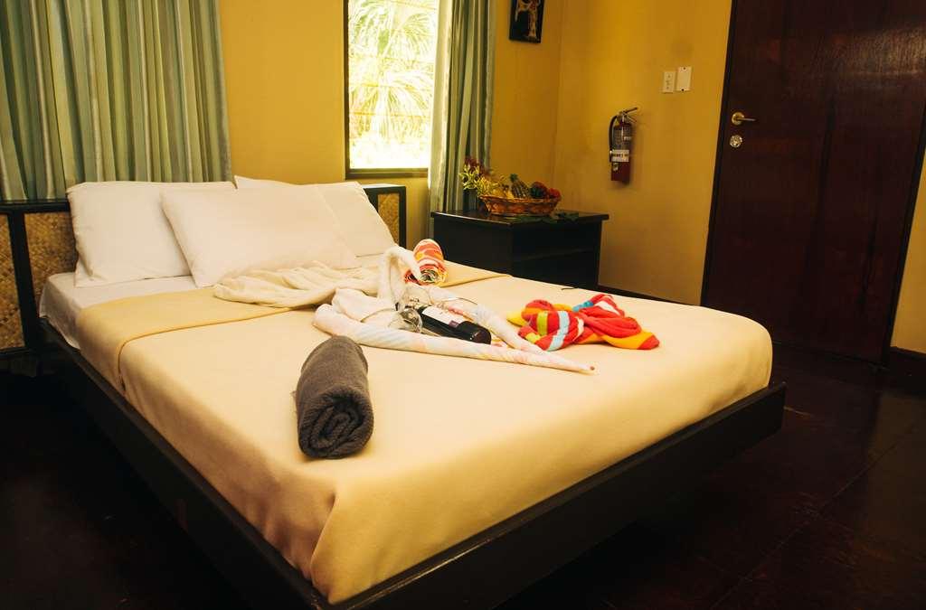 Overbridge River Resort 帕拉马里博 客房 照片